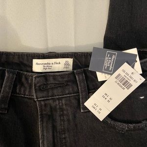 Abercrombie & Fitch The Skinny High Rise Jeans Brand New